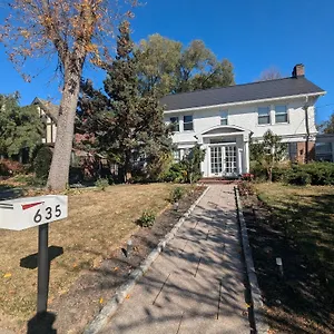 Guesthouse , Elizabeth United States
